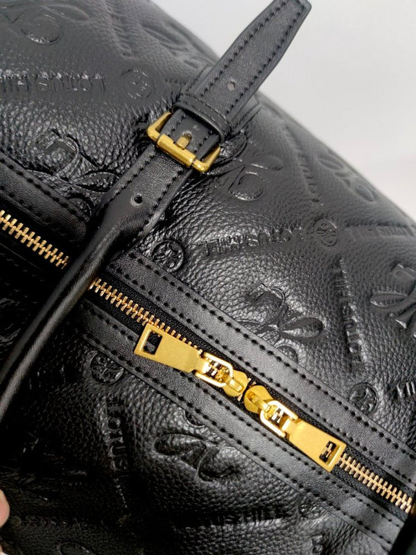 LEATHER TRAVEL / DUFFLE BAG