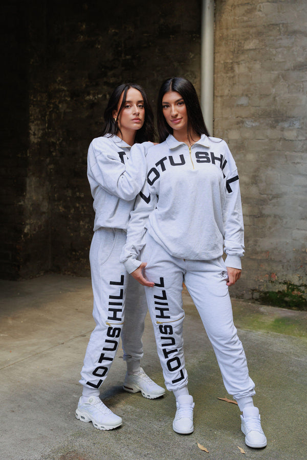 GREY QUARTER ZIP